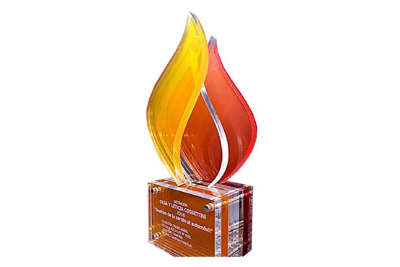 Trophée en plexi flamme