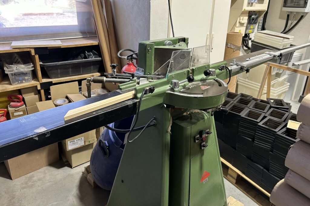 Savoir faire : machine d'encadrement